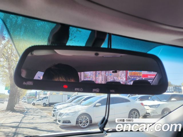 Hyundai AVANTE 2018 — photo 13