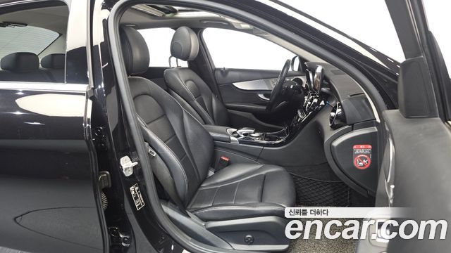 Mercedes-Benz C-Class 2015 — photo 11