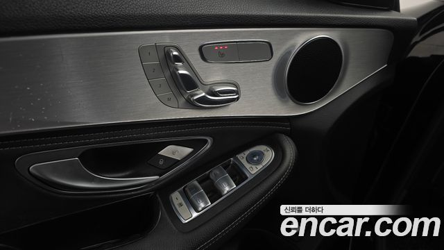 Mercedes-Benz C-Class 2015 — photo 19