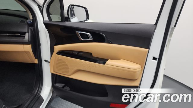 Kia Canival 2022 — photo 15