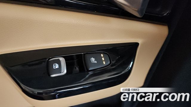 Kia Canival 2022 — photo 27