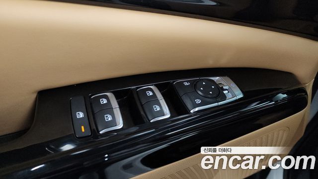 Kia Canival 2022 — photo 30
