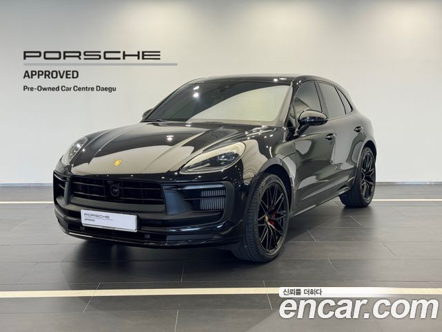 Porsche Macan 2022 — photo 1