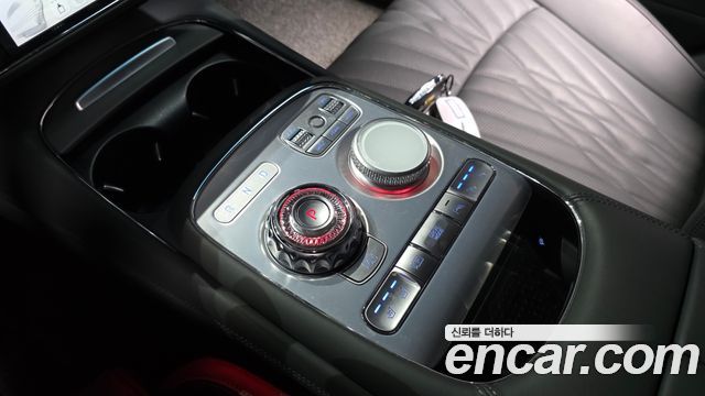 Genesis G90 2023 — photo 12