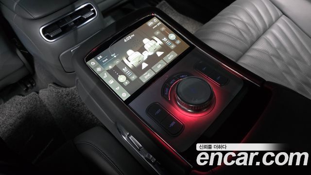 Genesis G90 2023 — photo 25
