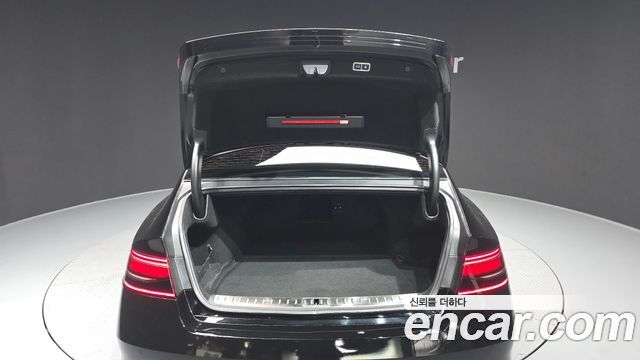 Genesis G90 2023 — photo 26