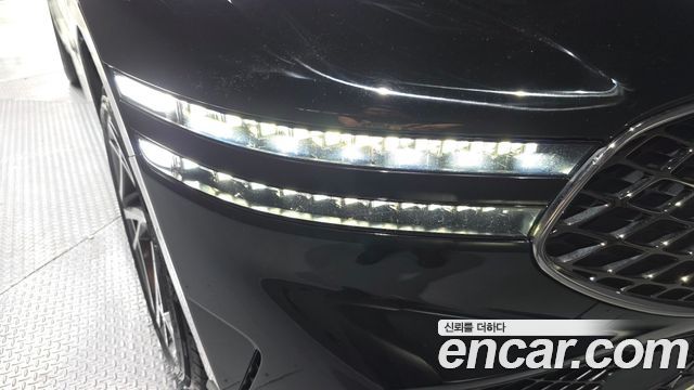 Genesis G90 2023 — photo 8
