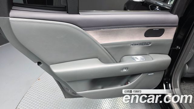 Genesis G90 2023 — photo 15