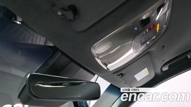 Genesis G90 2023 — photo 35