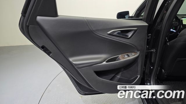 Chevrolet Korea Malibu 2018 — photo 15