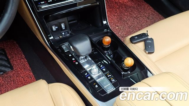 Kia K7 2020 — photo 9