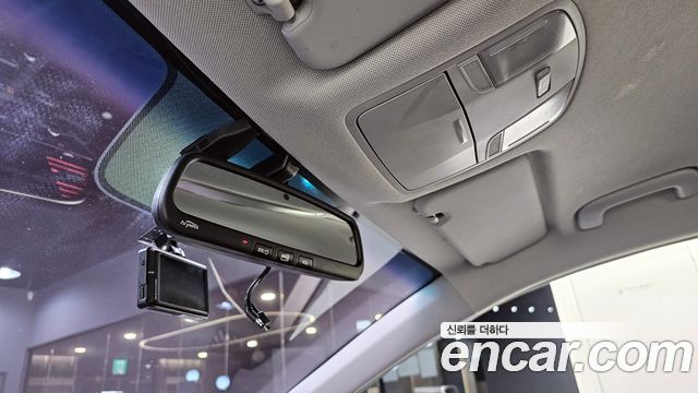 Hyundai AVANTE 2017 — photo 20