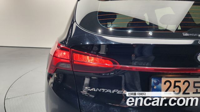Hyundai Santafe 2022 — photo 9