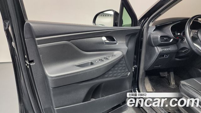 Hyundai Santafe 2022 — photo 14