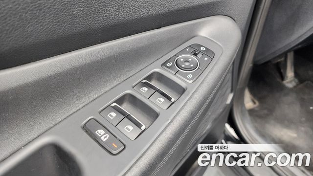 Hyundai Santafe 2022 — photo 29
