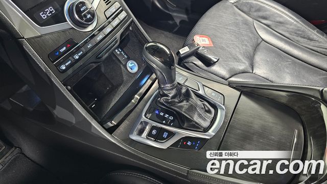 Hyundai Grandeur 2016 — photo 9