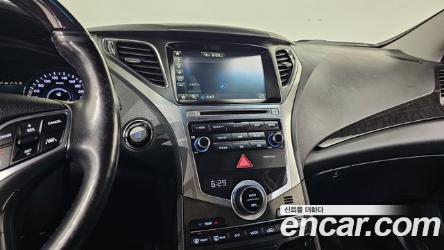 Hyundai Grandeur 2016 — photo 13
