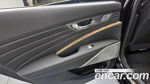 Kia K9 2023 — photo 15