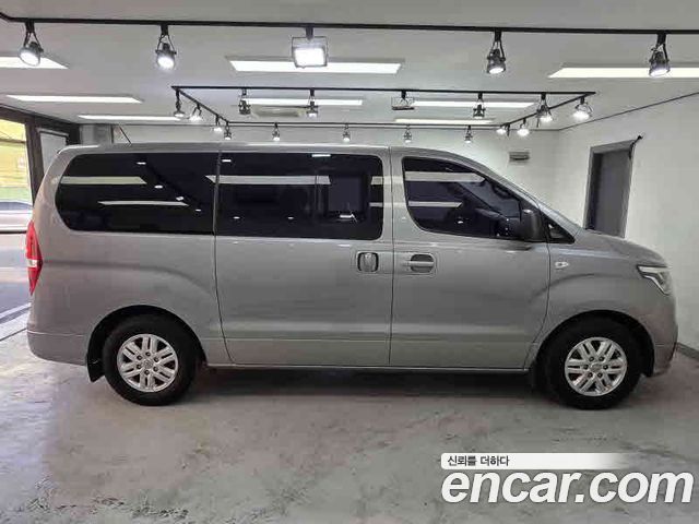 Hyundai Starex 2019 — photo 4