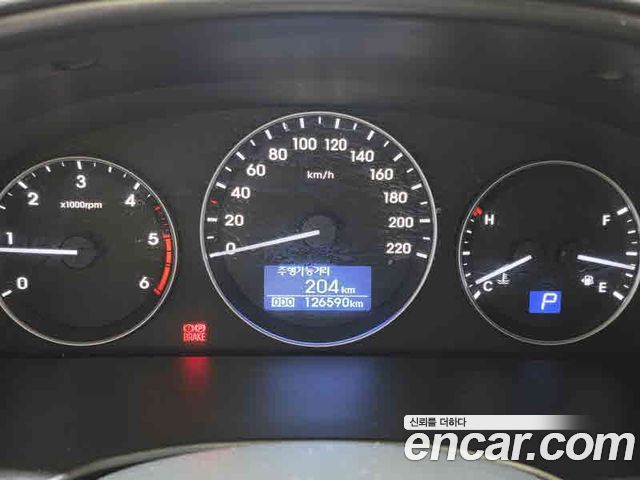 Hyundai Starex 2019 — photo 10
