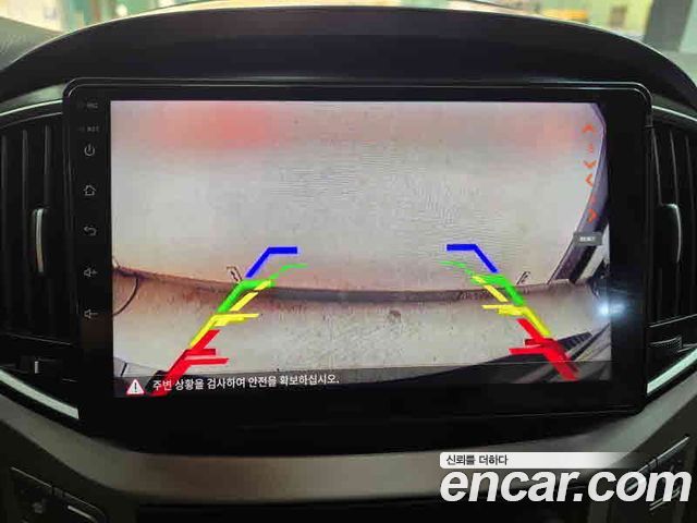 Hyundai Starex 2019 — photo 15
