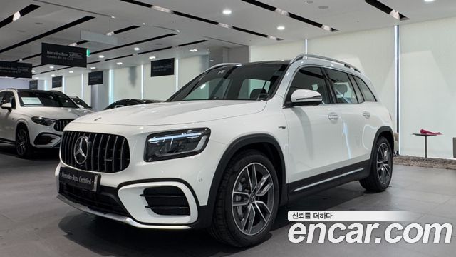 Mercedes-Benz GLB-Class 2025 — photo 1