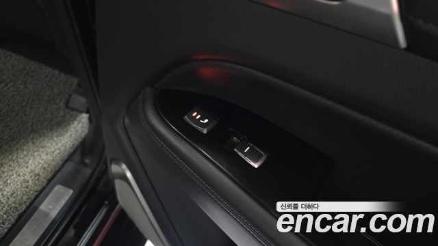 KG Mobility Rexton 2018 — photo 25