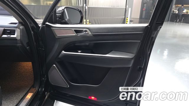 KG Mobility Rexton 2018 — photo 14