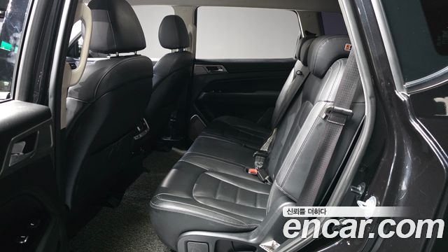 KG Mobility Rexton 2018 — photo 16
