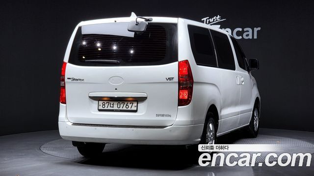 Hyundai Starex 2019 — photo 2