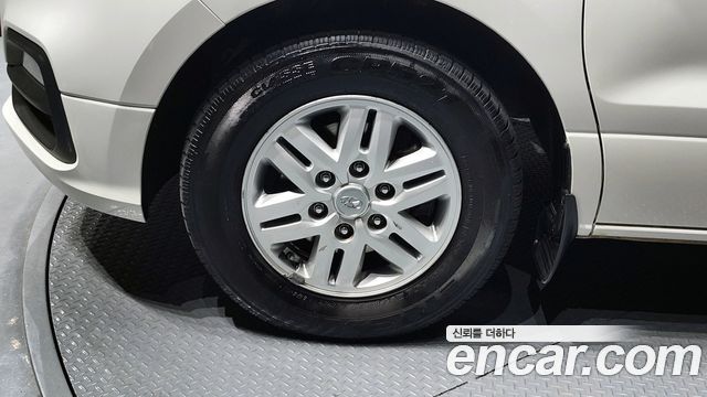 Hyundai Starex 2019 — photo 5
