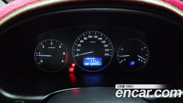 Hyundai Starex 2019 — photo 8