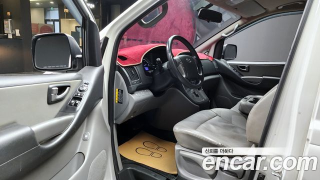 Hyundai Starex 2019 — photo 10