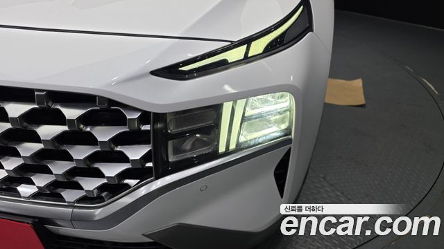 Hyundai Santafe 2021 — photo 8