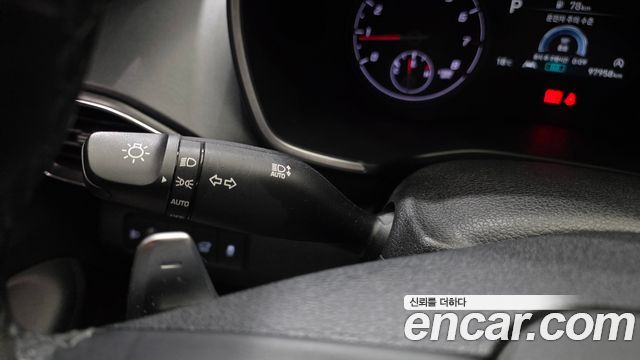 Hyundai Santafe 2021 — photo 30