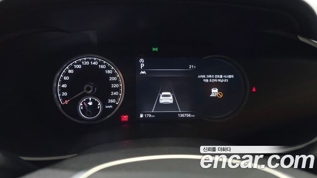 Genesis G70 2021 — photo 11