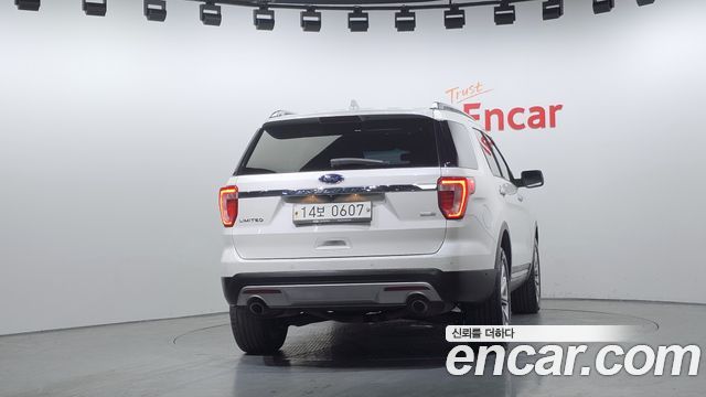 Ford Explorer 2016 — photo 4