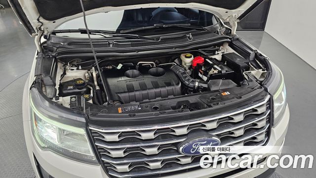 Ford Explorer 2016 — photo 6