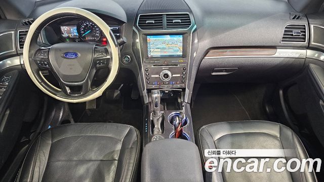 Ford Explorer 2016 — photo 7