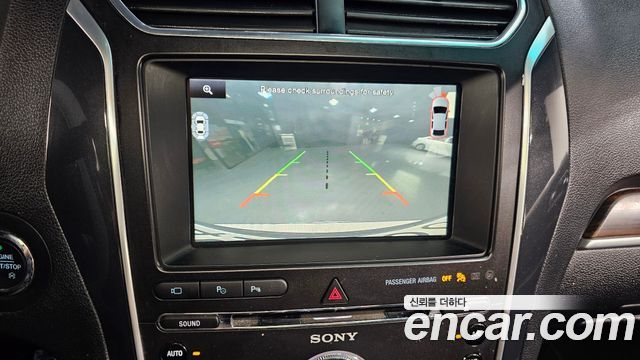 Ford Explorer 2016 — photo 16