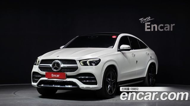 Mercedes-Benz GLE-Class 2021 — photo 1