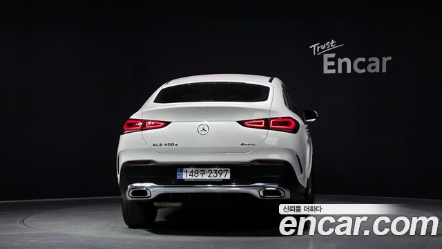 Mercedes-Benz GLE-Class 2021 — photo 4