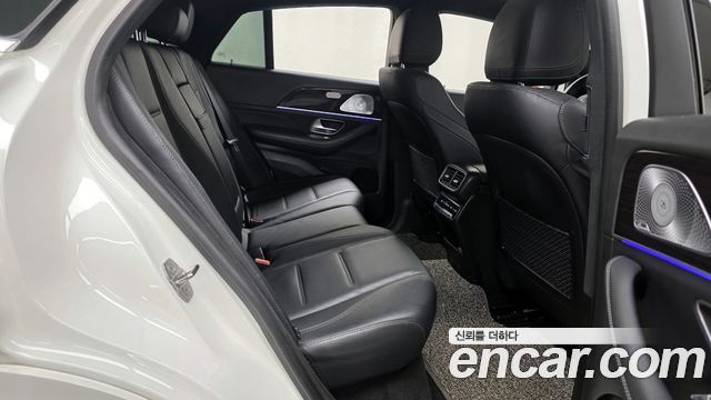 Mercedes-Benz GLE-Class 2021 — photo 12