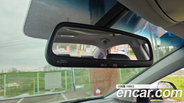 Hyundai Sonata 2015 — photo 18