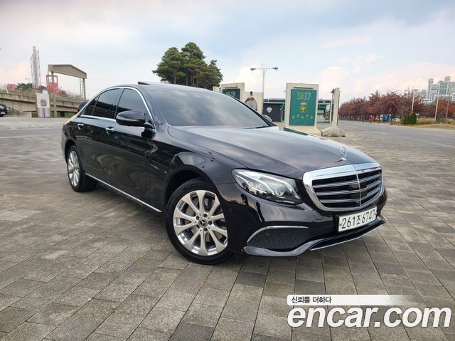 Mercedes-Benz E-Class 2020 — photo 6