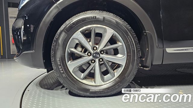 Kia Sorento 2018 — photo 5
