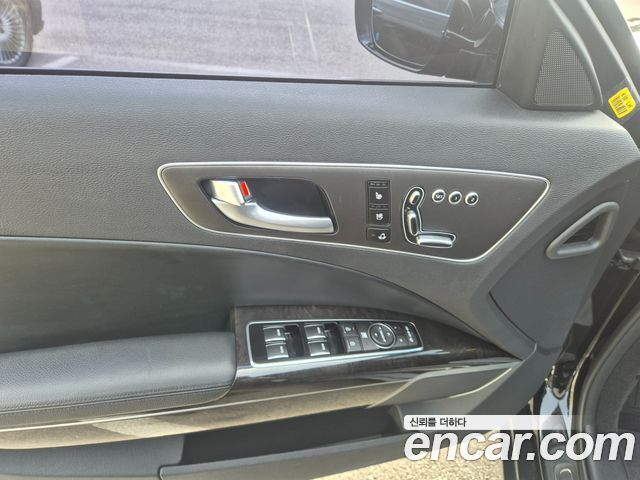 Kia K9 2014 — photo 11