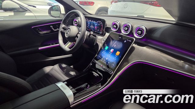 Mercedes-Benz C-Class 2025 — photo 8