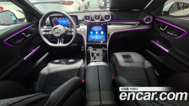 Mercedes-Benz C-Class 2025 — photo 10