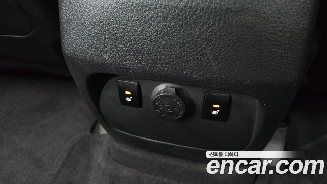 Kia Sorento 2012 — photo 17
